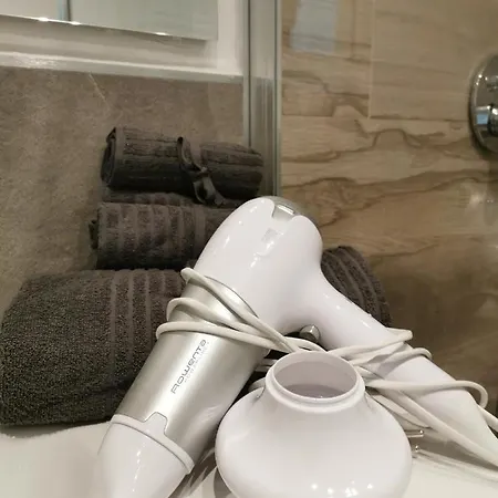 Aqua - Very In & Out Cir 0436 布勒伊-切尔维尼亚